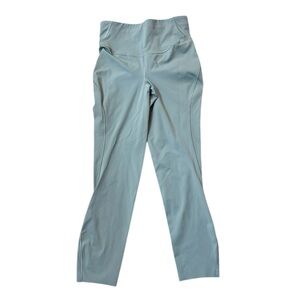 Lululemon‎ Woman’s Wunder Under Crop Size 4